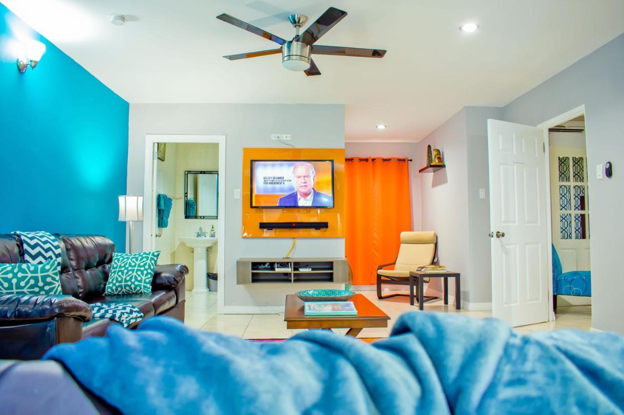 Donhead New Kingston Apt 5 المظهر الخارجي الصورة